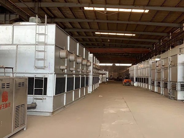 small4_15573608672752286