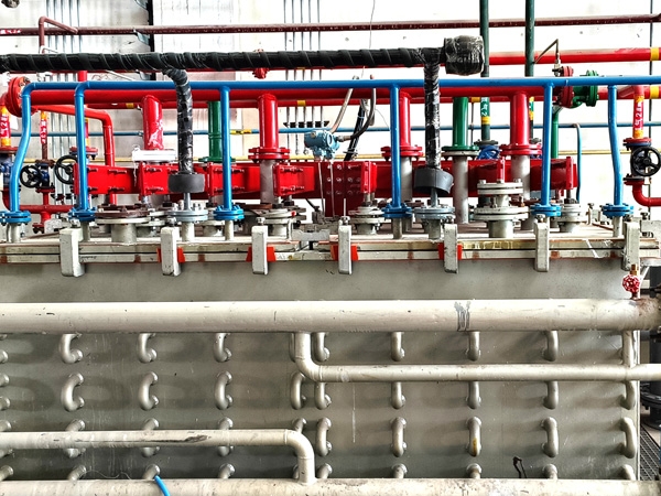 電解槽工程案例