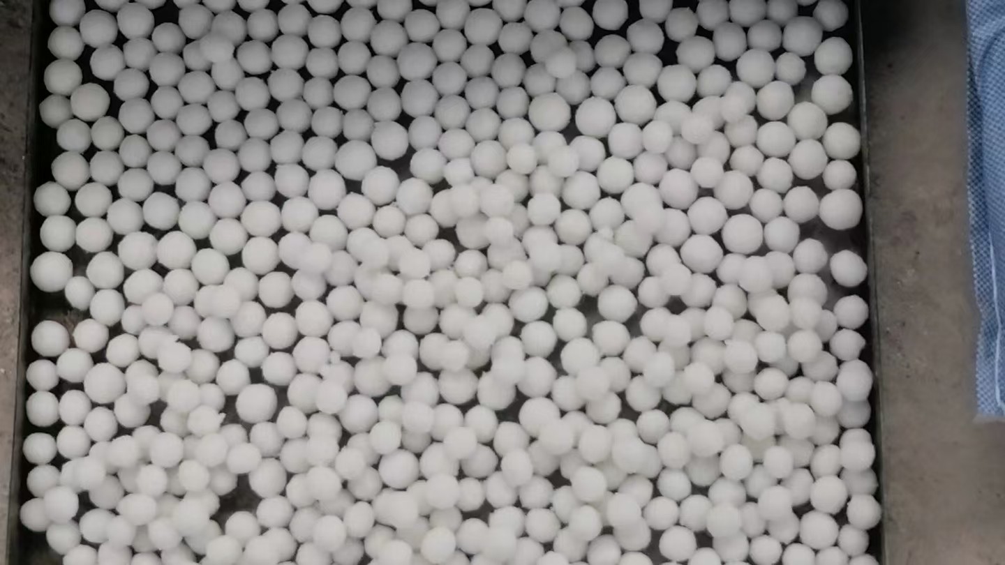 電解氟氣成套設(shè)備電解槽